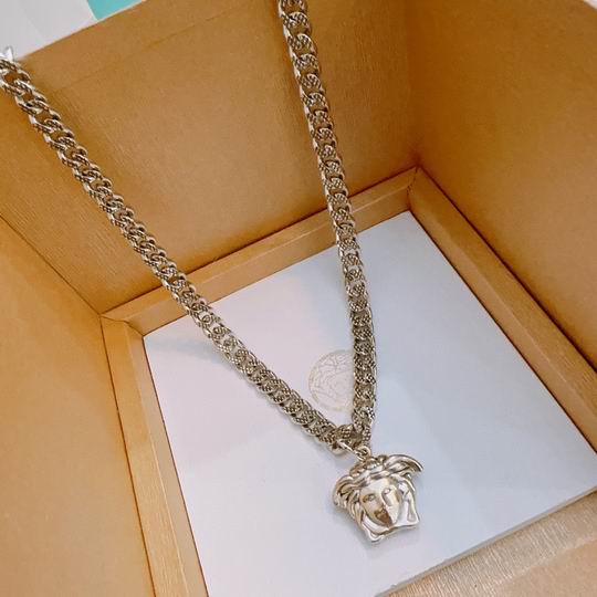 Versace necklace 11lyh122